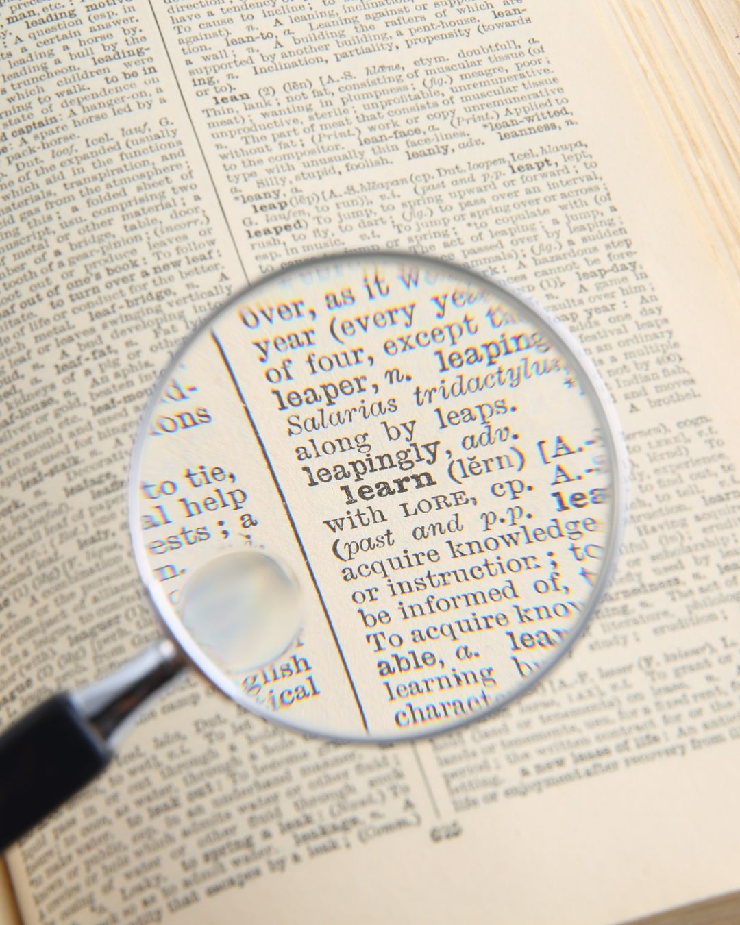 Le parole costruiscono la realtà? Le parole costruiscono la realtà?